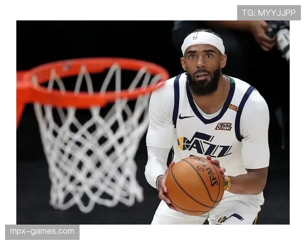 康利无球跑动制造空位，提升爵士外线效率